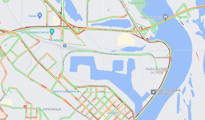 Из-за дождя Киев сковали пробки: какая ситуация на дорогах и куда лучше не ехать 1