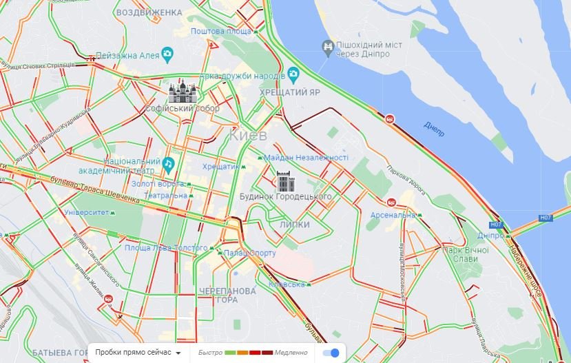 Из-за дождя Киев сковали пробки: какая ситуация на дорогах и куда лучше не ехать 2