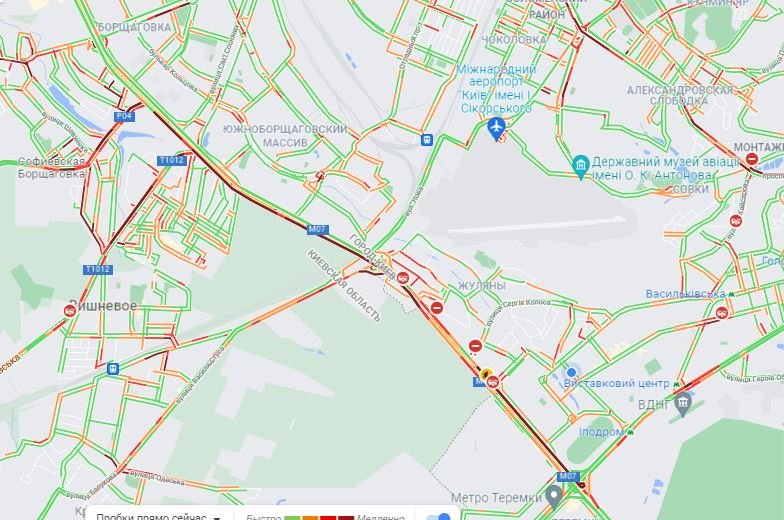 Из-за дождя Киев сковали пробки: какая ситуация на дорогах и куда лучше не ехать 4