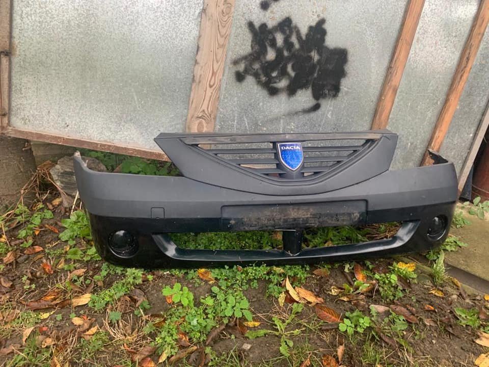 В Киевской области водитель на Dacia Logan насмерть сбил девушку и мужчину 1