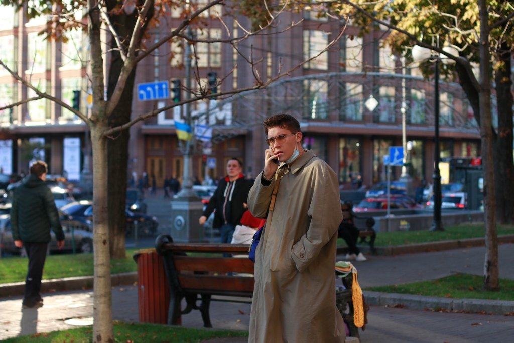 Столица в лицах: с каким настроением жители Киева провожают солнечный октябрьский день 5