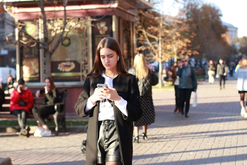 Столица в лицах: с каким настроением жители Киева провожают солнечный октябрьский день 17