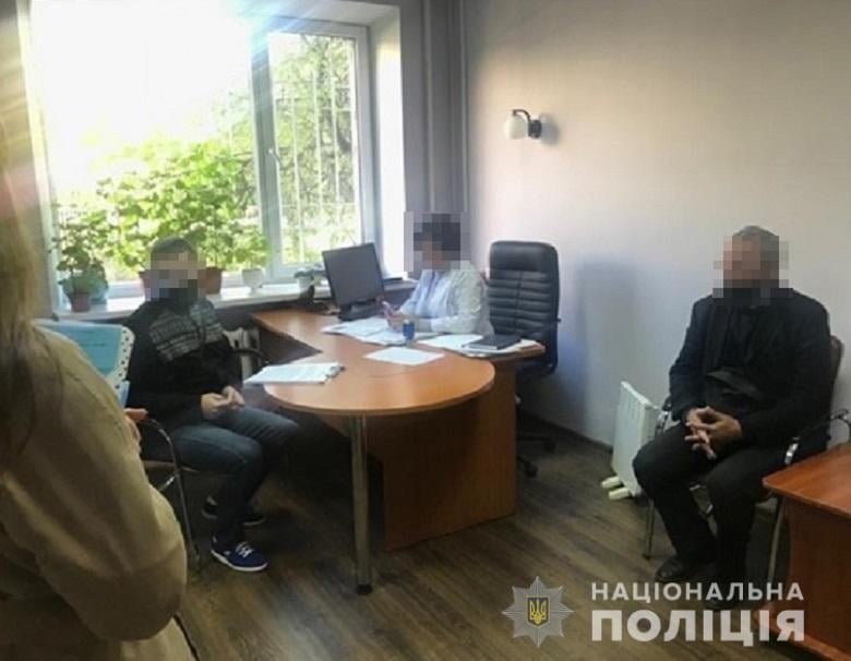 Сколько в Киеве берут за подделку СOVID сертификата вакцинации 3