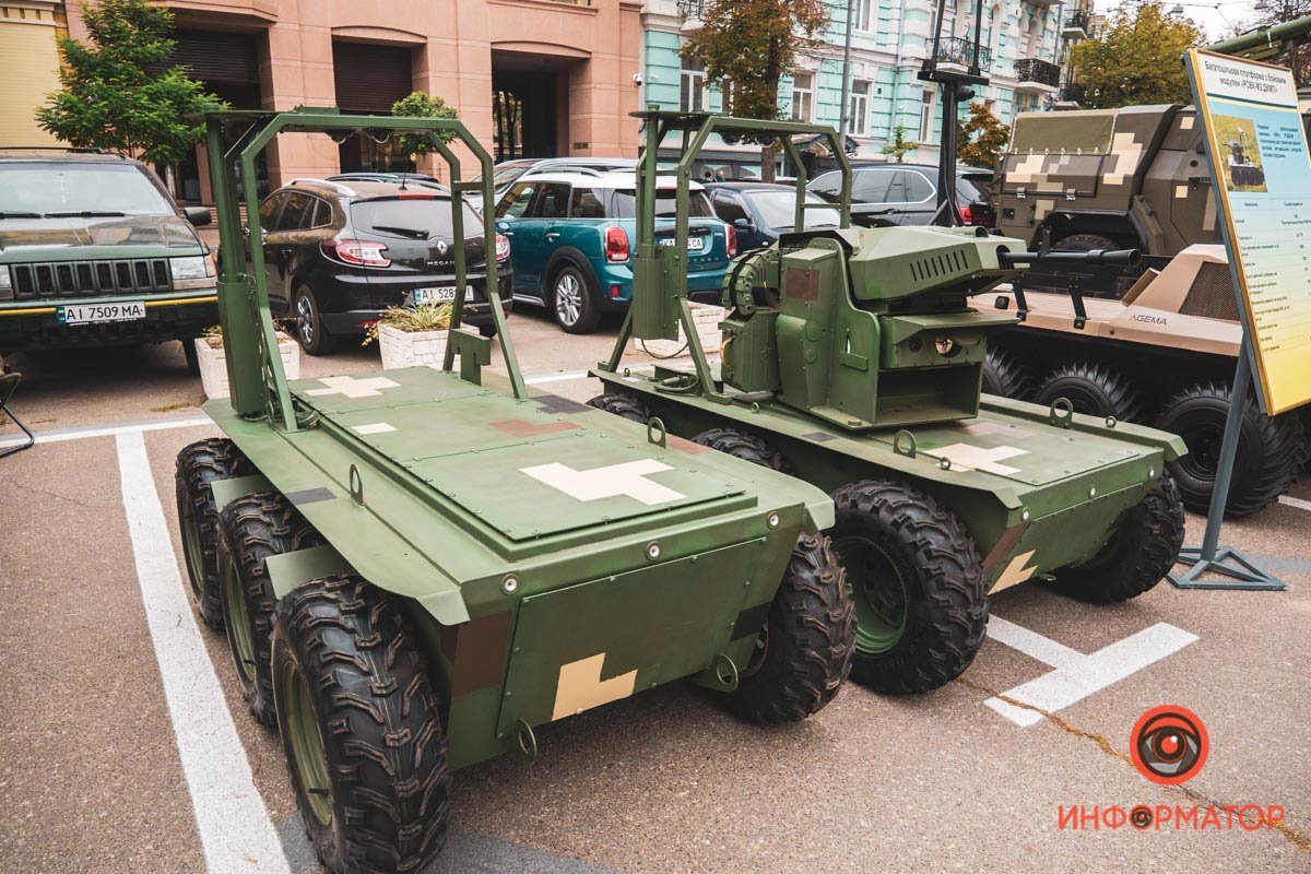 Оружие, беспилотники и боевые роботы: что можно увидеть в Киеве на выставке «Цифровое будущее армии» 26