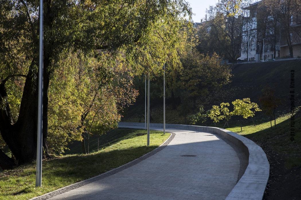 В Киеве после реконструкции открыли вторую очередь Пейзажной аллеи: что изменилось 1