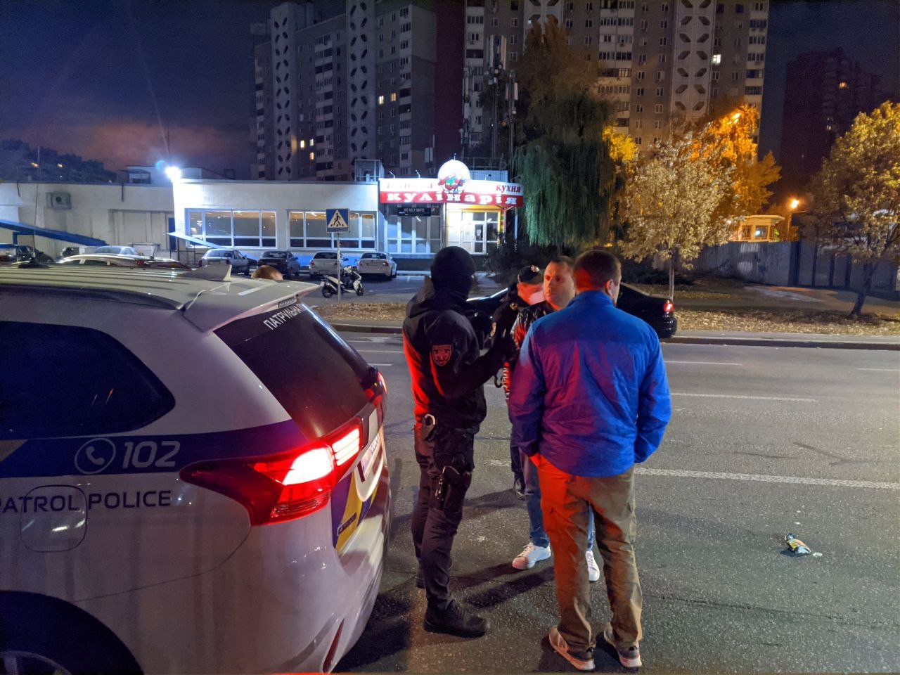 В Киеве на Позняках пьяный водитель Honda насмерть сбил мужчину 3