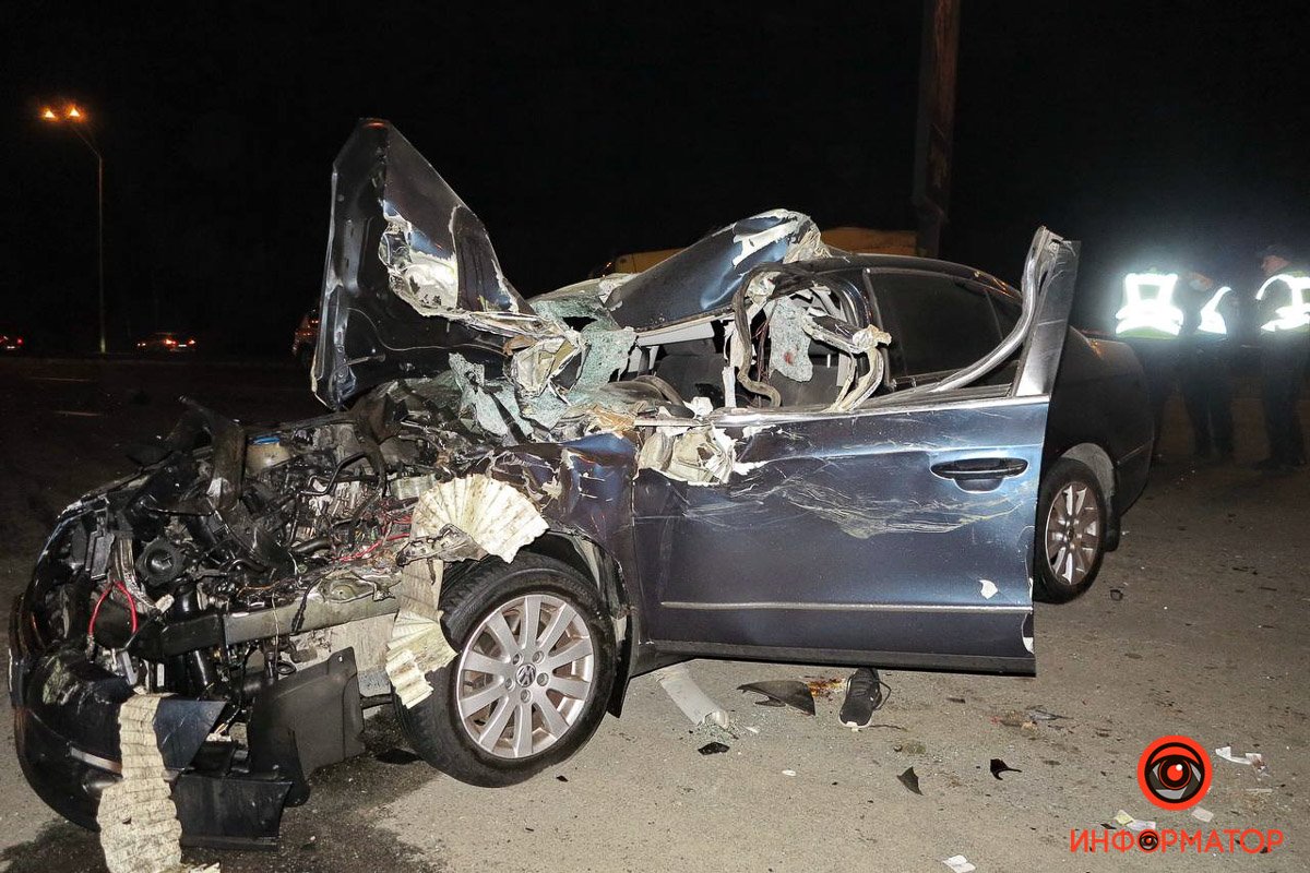 В Киеве Volkswagen влетел в автобус с пассажирами: пострадали шесть человек 3