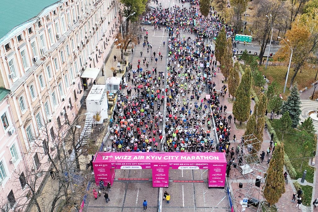 Впервые в Украине участник с диагнозом СМА преодолел марафон.  Как прошел 12-й WIZZ AIR KYIV CITY MARATHON 2021 4
