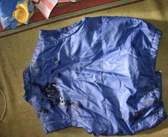 Под Киевом мужчина душил и до смерти забил свою мать из-за денег 2