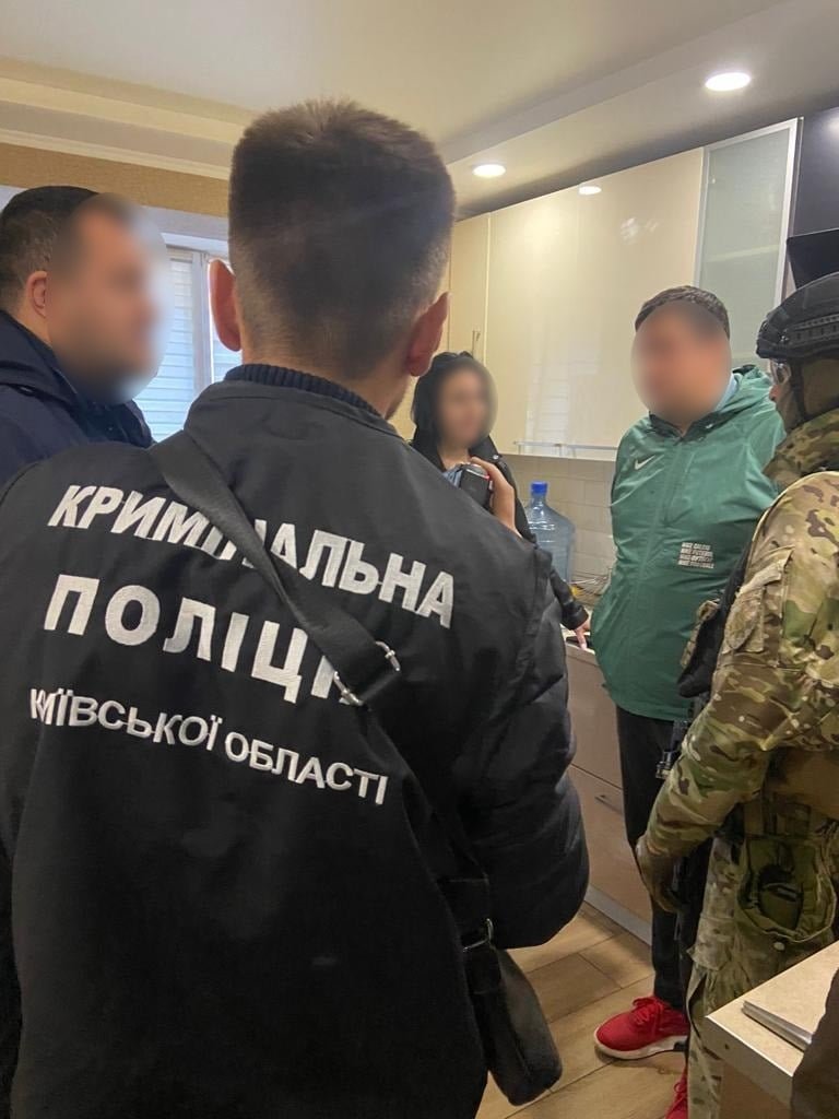 Сколько в Киеве зарабатывают сутенеры 2