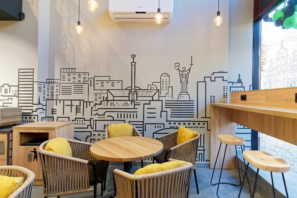 Открылся новый VARUS ToGo в самом сердце столицы на Крещатике 12