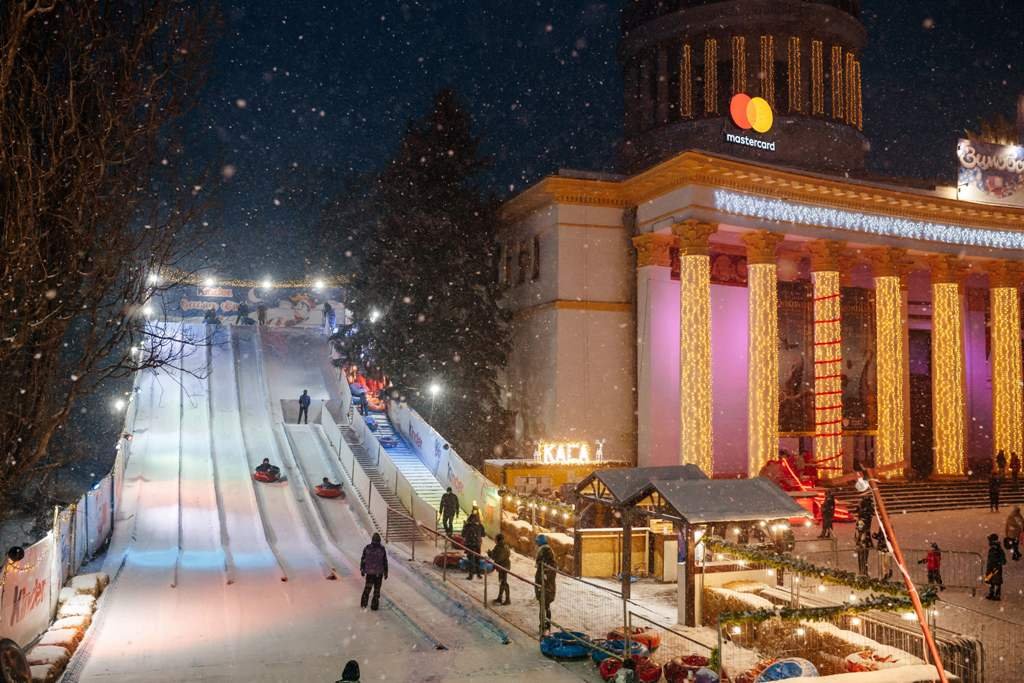 В Киеве ВДНГ превратят в сказочный город: чем удивит "Зимова країна" в этом году 1