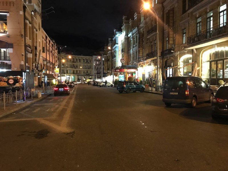 В центре Киева Бессарабскую площадь закрыли для авто: что изменилось и как теперь проехать 2