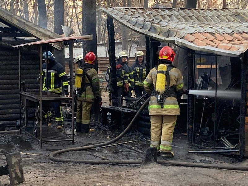 В Киеве загорелся контактный зоопарк 1