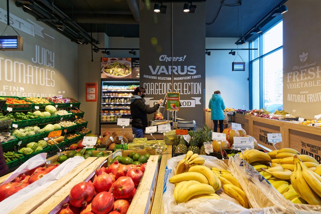 Різномаїжжя рядом с домом: VARUS открыл новый магазин в Киеве 3