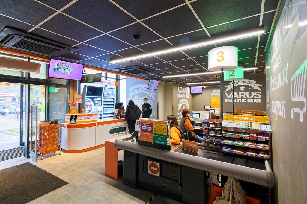 Різномаїжжя рядом с домом: VARUS открыл новый магазин в Киеве 8