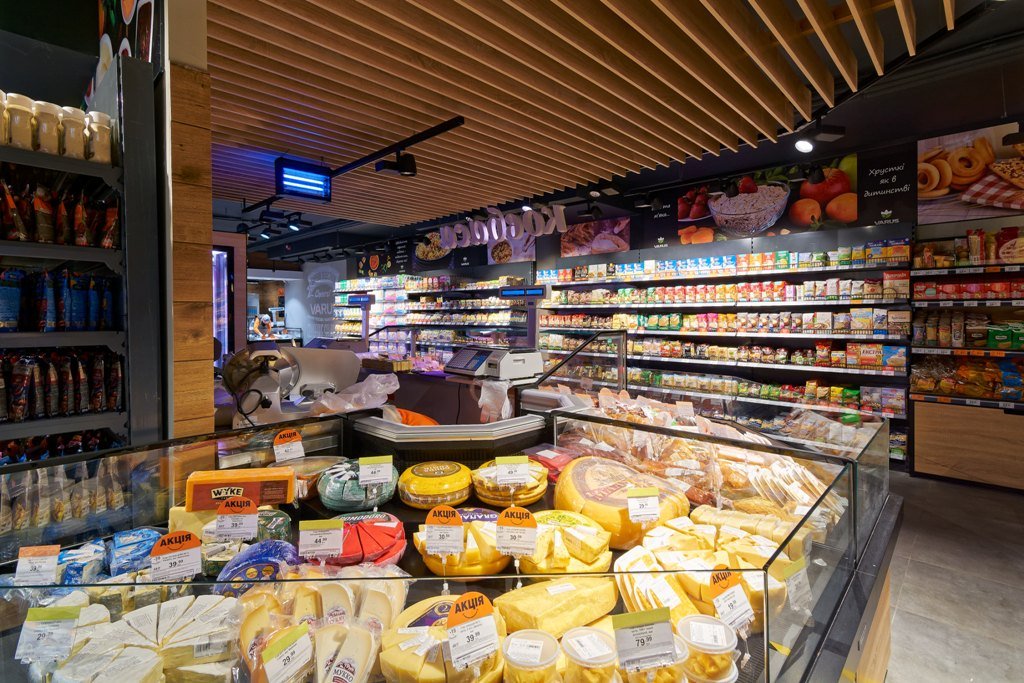 Різномаїжжя рядом с домом: VARUS открыл новый магазин в Киеве 14