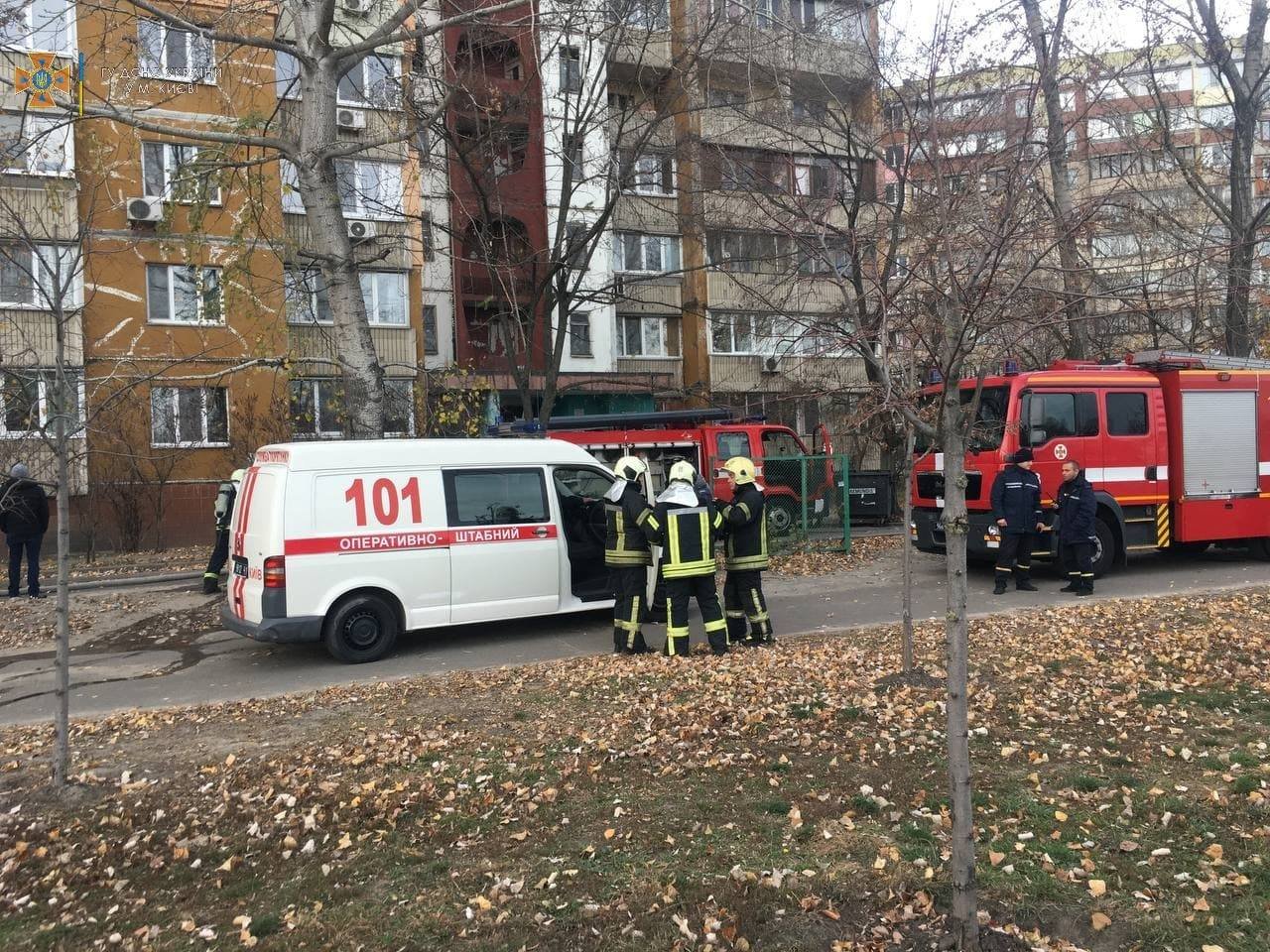 В Киеве в горящей 16-этажке погиб мужчина 1