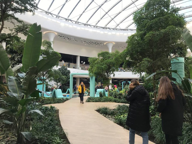 В Киеве открылся ТРЦ Respublika Park: что нужно знать про магазины, фудкорт, парковку и Covid-сертификаты 1