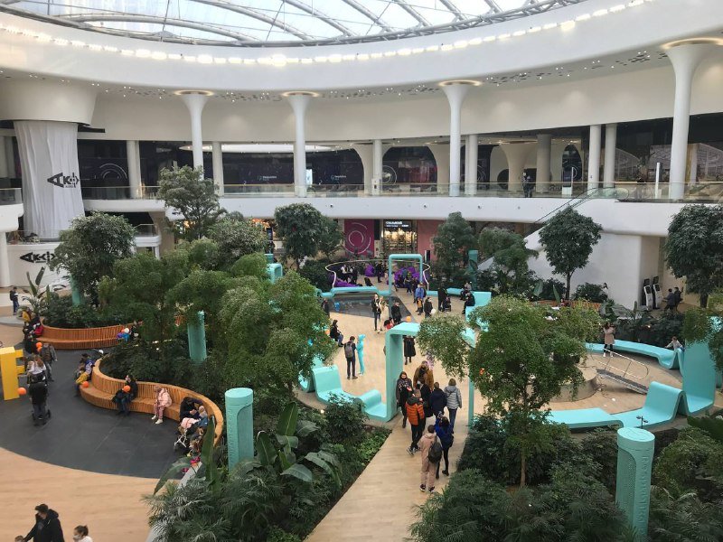 В Киеве открылся ТРЦ Respublika Park: что нужно знать про магазины, фудкорт, парковку и Covid-сертификаты 8