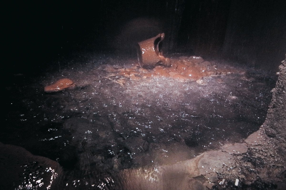 На объекте, есть колодец дождя, высота его составляет 22 метра На объекте, есть колодец дождя, высота его составляет 22 метра