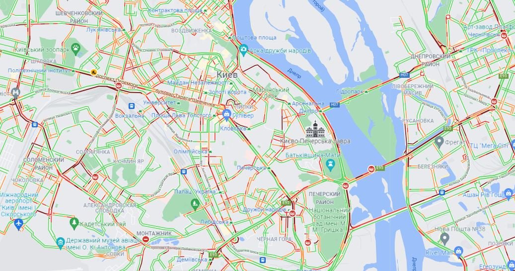 Из-за снега Киев сковали пробки: какая ситуация в городе сейчас и куда лучше не ехать 1