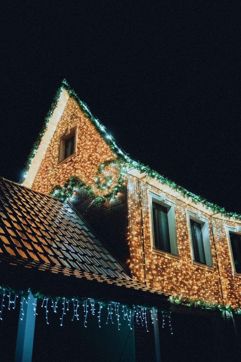 Под Киевом в Добропарке открывается новая локация "Зима за городом": как выглядит, что там будет и сколько стоит 12