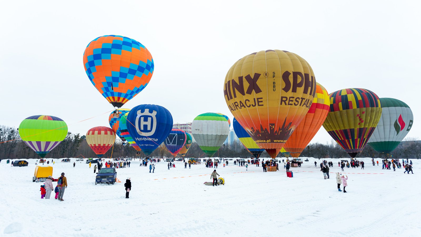 В Киеве поведут масштабный Рождественский фестиваль воздушных шаров: где и когда полетать и сфоткаться с яркими гигантами 3