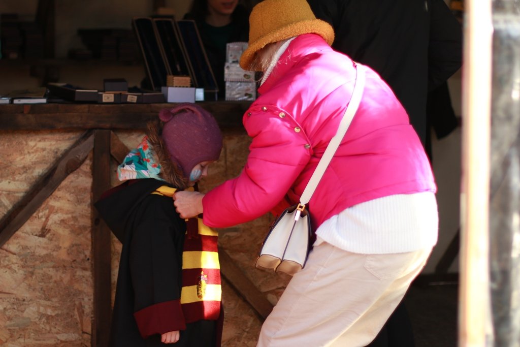 В Киеве открылся Osocor Winter Village: что вас ждет и чем удивит новогодний городок в стиле Гарри Поттера 9