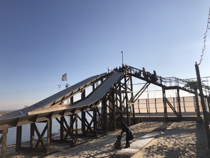 В Киеве открылся Osocor Winter Village: что вас ждет и чем удивит новогодний городок в стиле Гарри Поттера 22