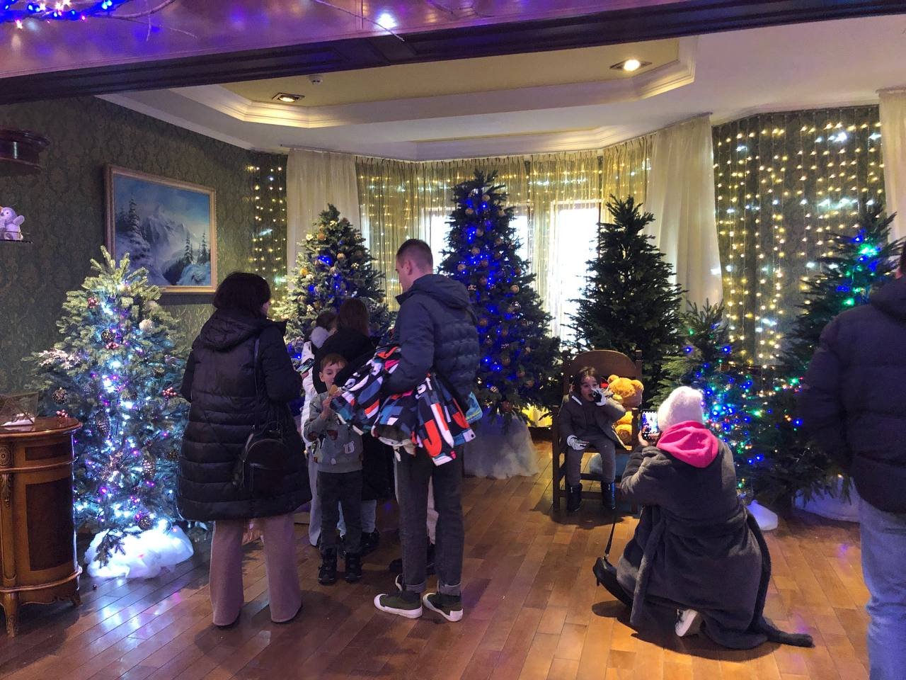 В Добропарке под Киевом открылась новая локация «Зима за городом»: чем удивит и сколько стоит 28