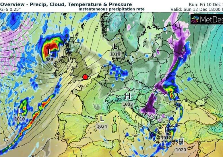 Несущественные осадки и уверенные +6: какая погода будет в Киеве 11 декабря 1