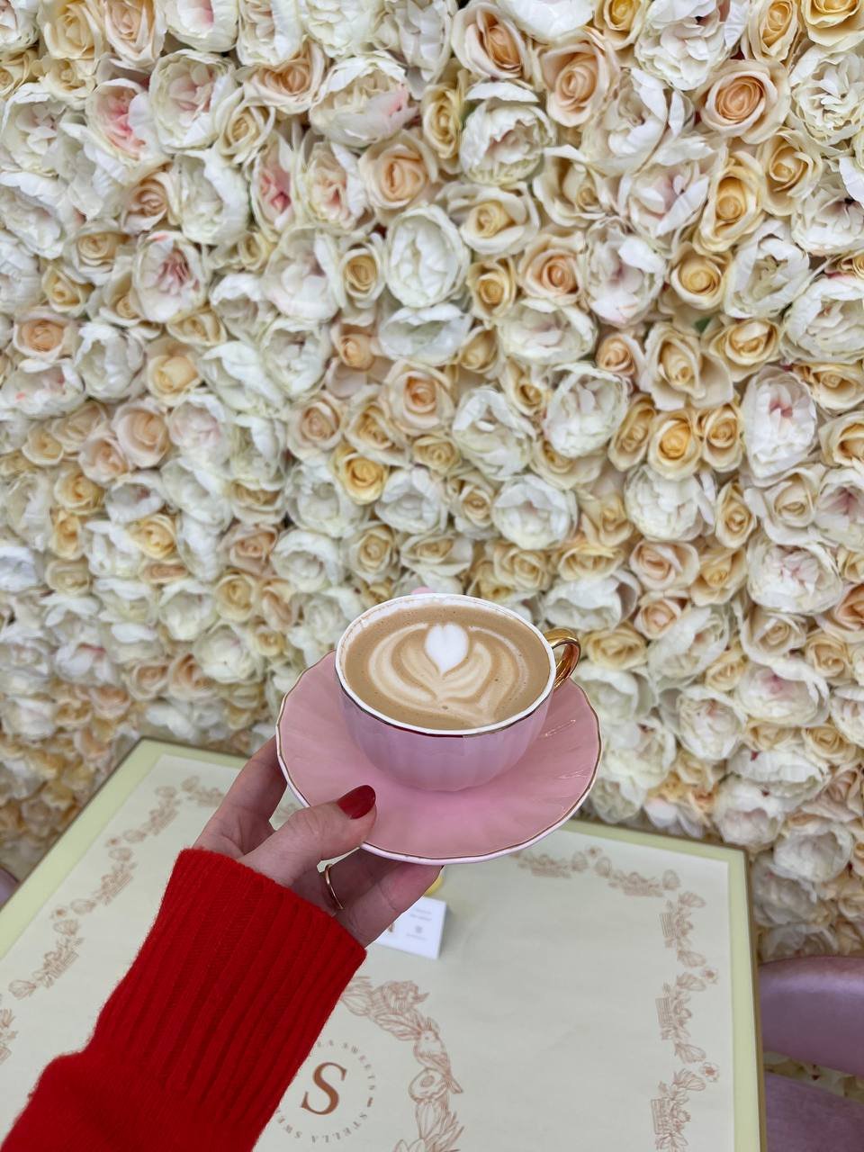 Новая кондитерская Stella sweets в Киеве: где сделать сказочные фото для Instagram 8