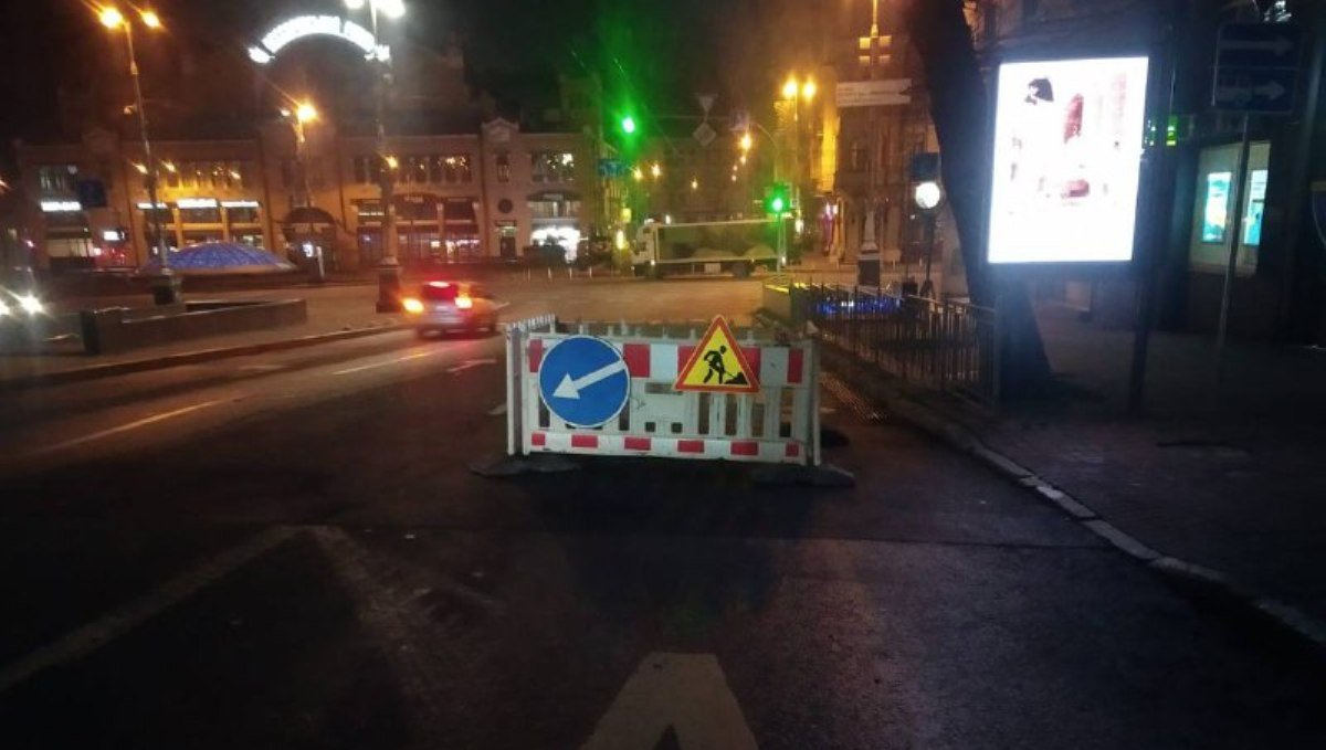 В Киеве снова частично перекрыли бульвар Шевченко: из-за повторного риска обвала 1