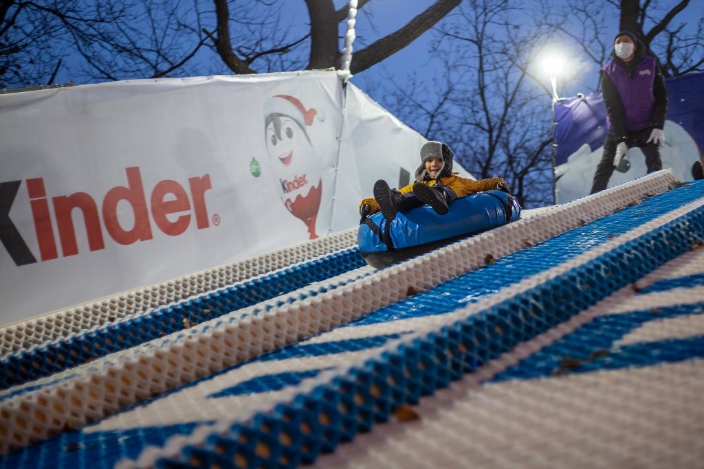 Как порадовать ребенка в День святого Николая: обзор детских локаций Зимової країни на ВДНГ 2