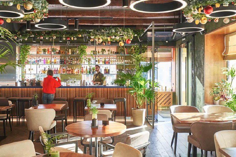 В Киеве на Подоле открыли новый ресторан индонезийской кухни Green bar 1