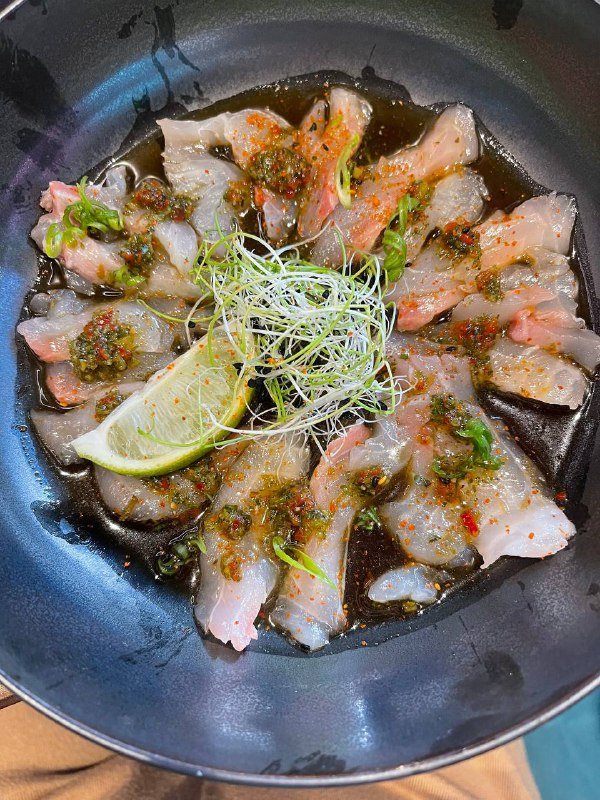 В Киеве на Подоле открыли новый ресторан индонезийской кухни Green bar 4