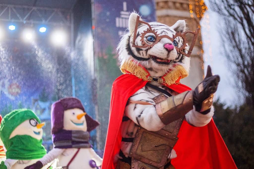 Парад сказочных героев, концерт и розыгрыш путевок в Лапландию: как в Киеве будут встречать Новый год на ВДНГ 1