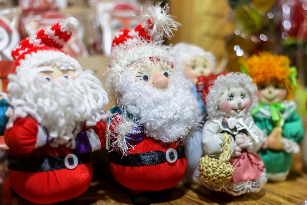 Парад сказочных героев, концерт и розыгрыш путевок в Лапландию: как в Киеве будут встречать Новый год на ВДНГ 11