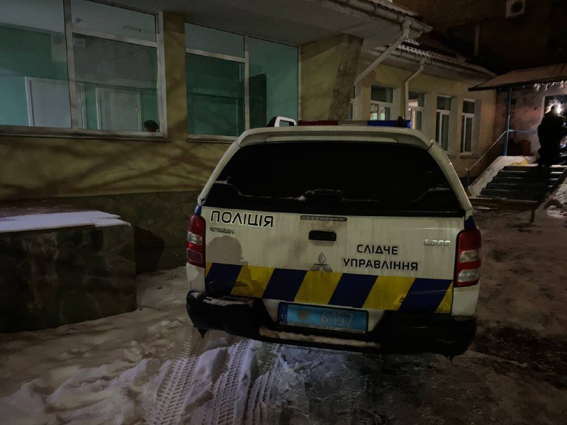 В Киеве на пороге больницы застрелился мужчина 3