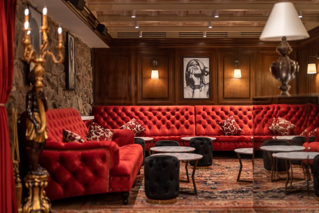 В Киеве на Печерске открылся новый бар Le ChouChou: как выглядит и где находится 3