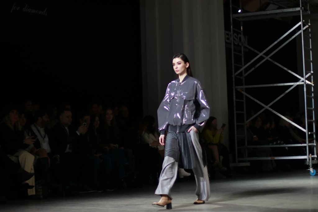 VOROZHBYT&ZEMSKOVA показали свою новую коллекцию про ритм каменных джунглей мегаполиса 7