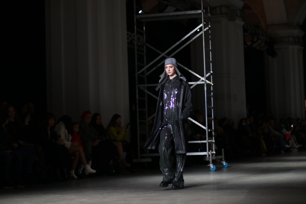 VOROZHBYT&ZEMSKOVA показали свою новую коллекцию про ритм каменных джунглей мегаполиса 12