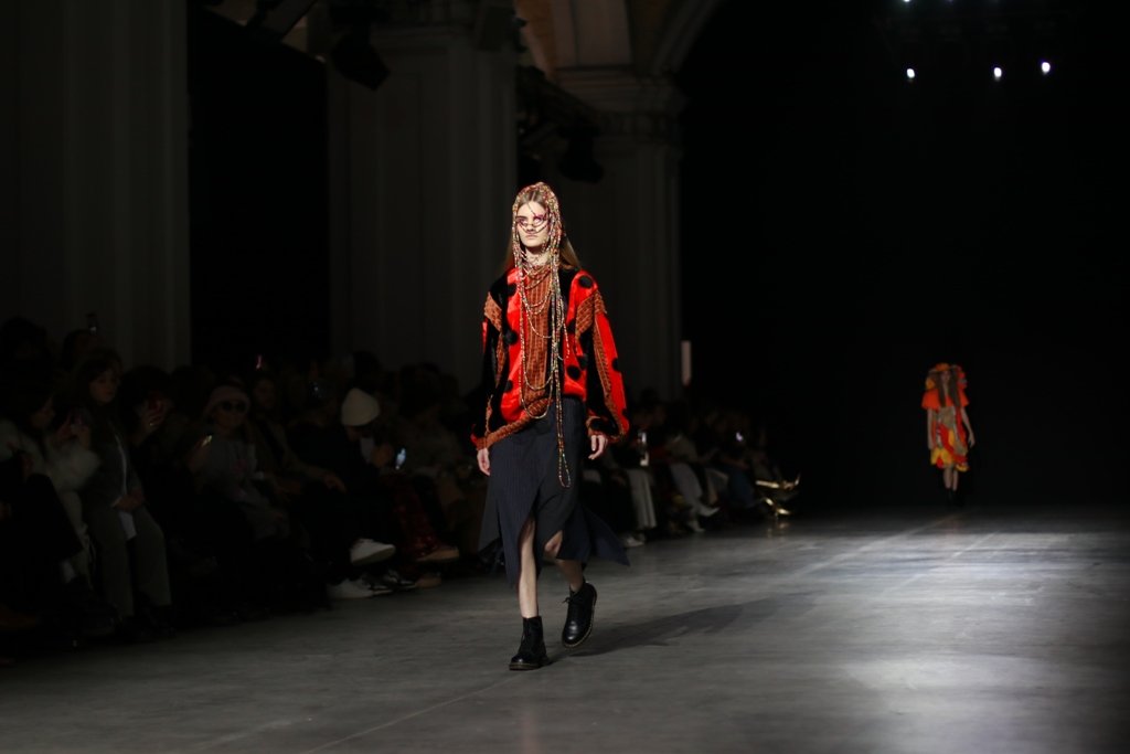 Платья и костюмы из лоскутов: как прошла презентация коллекции LEM на Ukrainian Fashion Week FW22-23 4