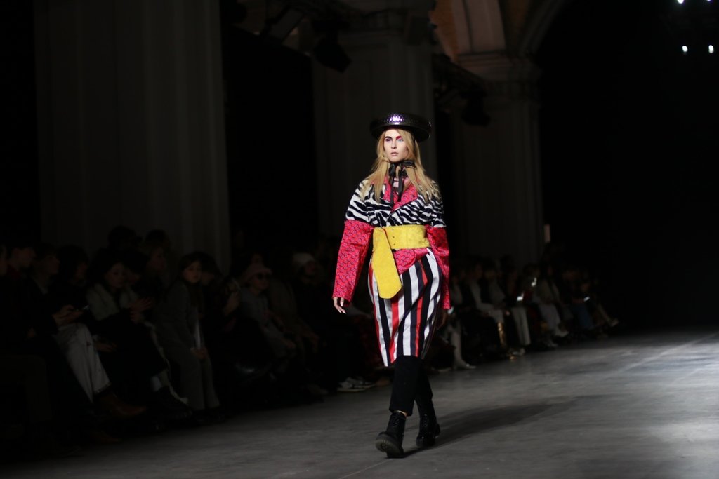 Платья и костюмы из лоскутов: как прошла презентация коллекции LEM на Ukrainian Fashion Week FW22-23 19
