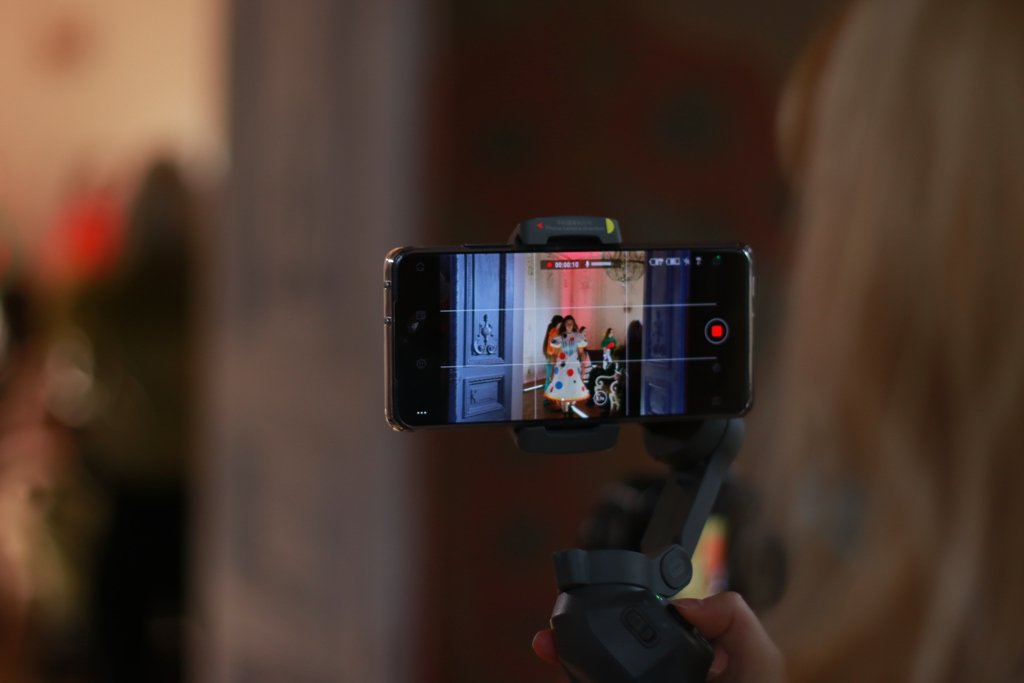 Вий и Половчанка в стенах Шоколадного домика: как прошел показ коллекции ZVOLI на Ukrainian Fashion Week FW22-23 2