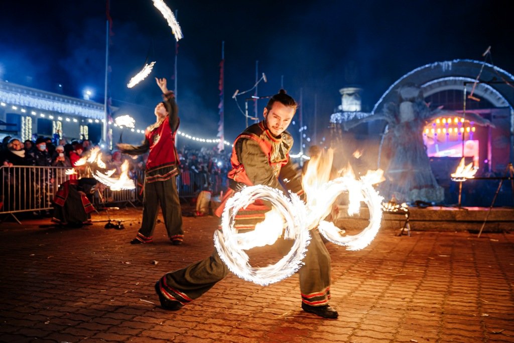 Масленица 2022: в Киеве на ВДНГ встретят весну пением, танцами, спектаклями и файер-шоу 5