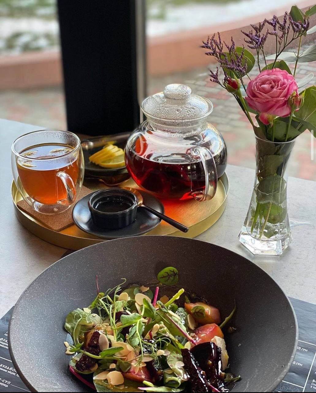 В Киеве на Подоле открылся новый кафе-бар Duelist: интерьер и меню 3