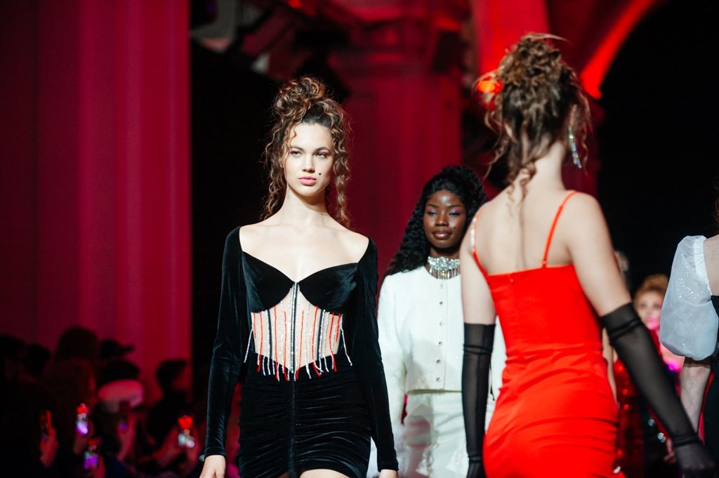 В Киеве прошел юбилейный 50-й сезон Ukrainian Fashion Week: итоги 8