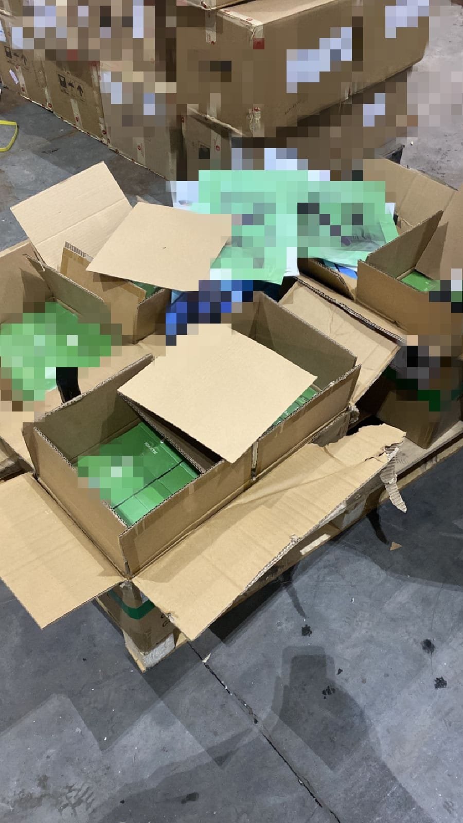 В аэропорту "Борисполь" изъяли 7 тонн контрабандных электронных сигарет на 16 миллионов 1